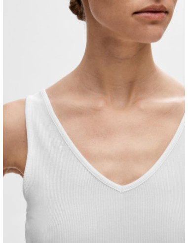 SELECTED FEMME-DIANNA