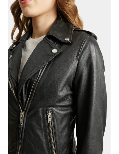 ROCK AND BLUE- NICOLE ROCK AND BLUE- NICOLE