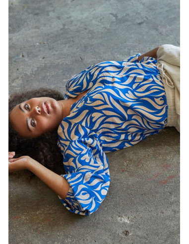 ISAY - HARLEE V-NECK BLOUSE ISAY - HARLEE V-NECK BLOUSE