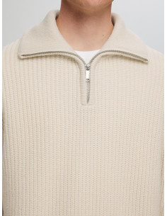 SELECTED - LAND HALF ZIP