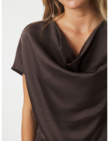 NEO NOIR - ANNABETH HEAVY SATEEN TEE NEO NOIR - ANNABETH HEAVY SATEEN TEE