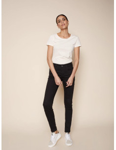 Naomi Cover Jeans